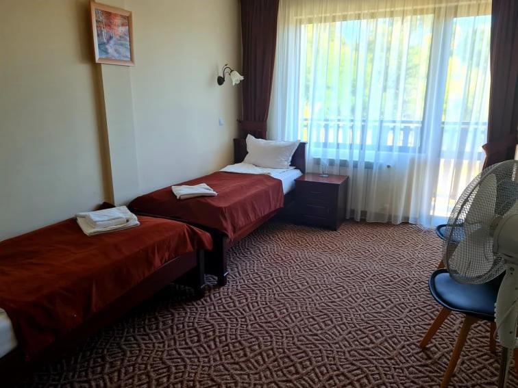 Family Hotel Bela Tryavna Eksteriør billede