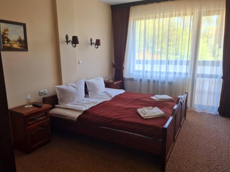 Family Hotel Bela Tryavna Eksteriør billede