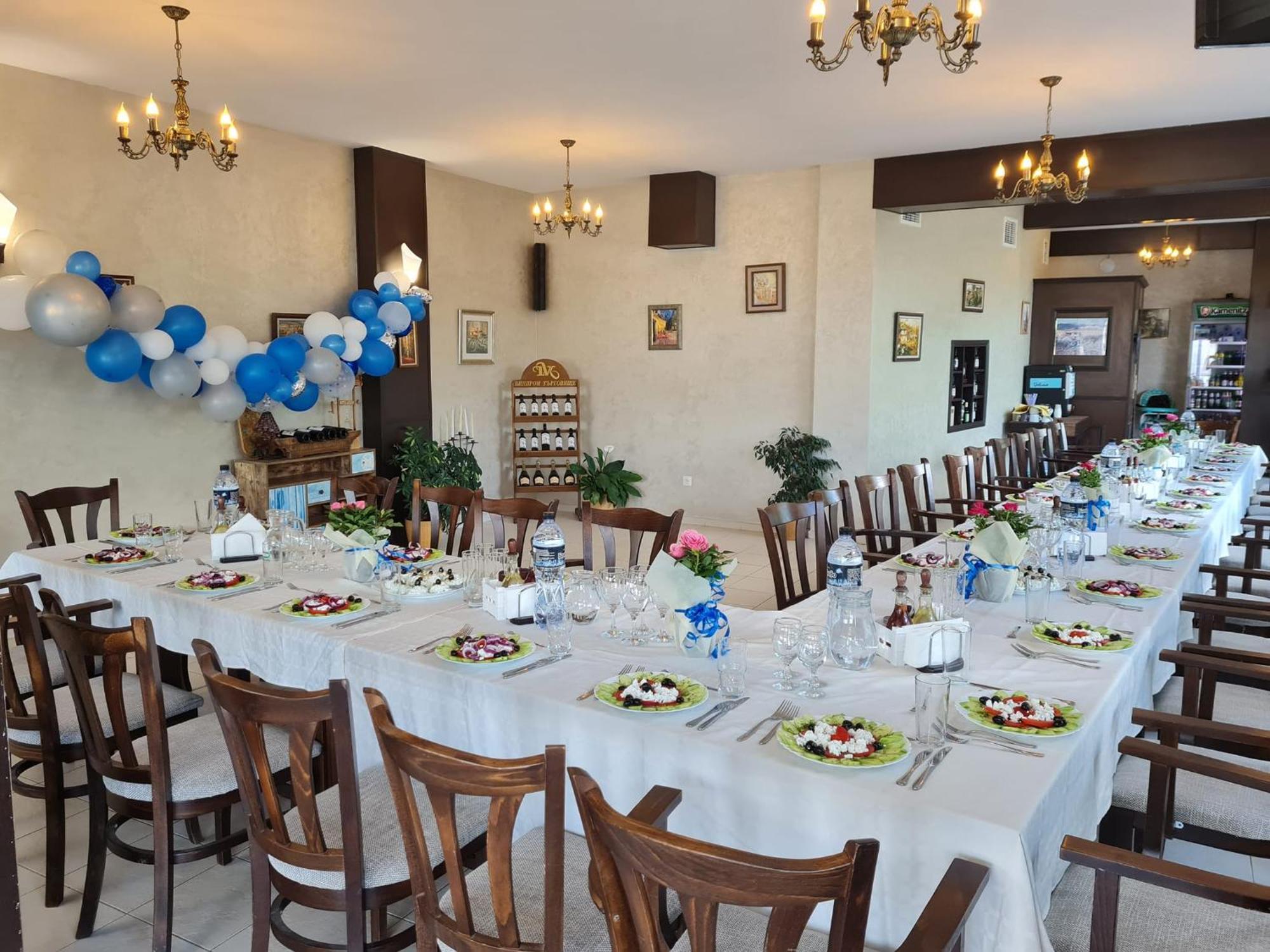 Family Hotel Bela Tryavna Eksteriør billede